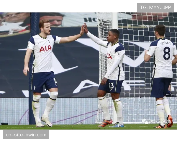 法甲联赛第十二轮战罢，积分榜前三均取得胜利